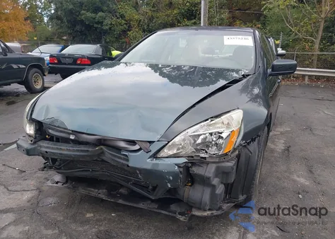 2004 Honda Accord Ex z USA, uszkodzony, nr VIN 1HGCM66534A085165